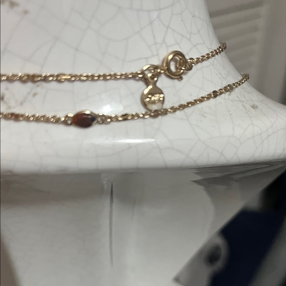 Elegant Gold Women's Necklace - Picture 4 of 4